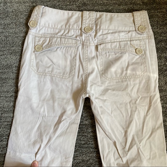 low waisted pants - Picture 2 of 3